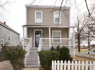1001 Dewey Ave, Evanston, IL 60202