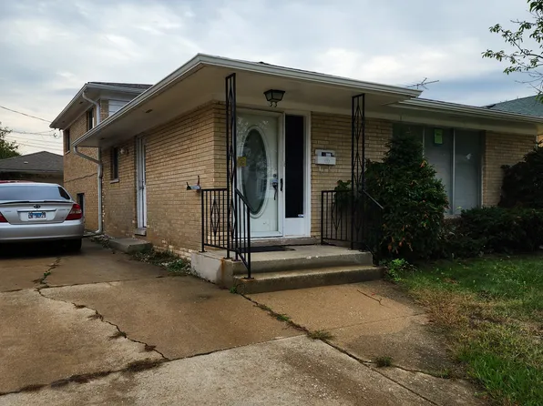 33 Mason St, Calumet City, IL 60409
