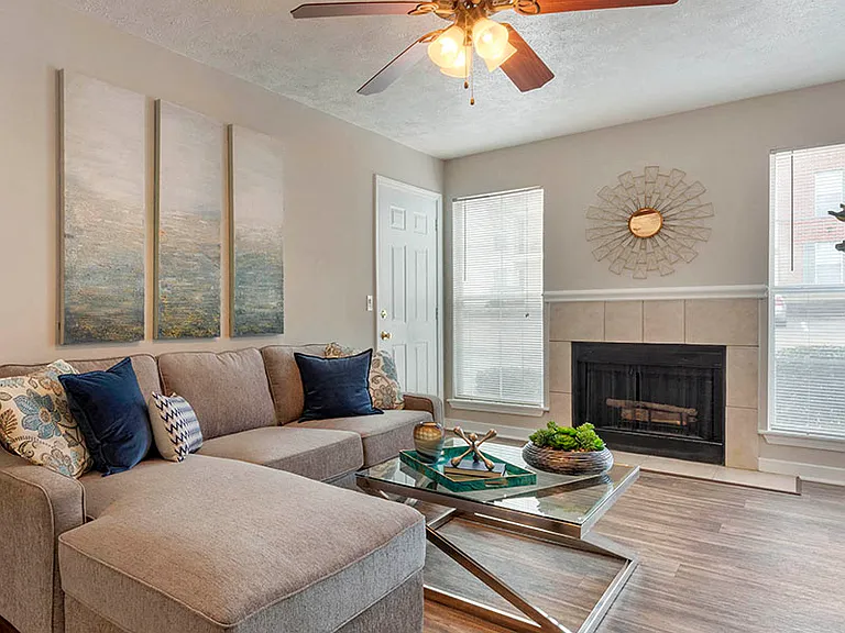 Ridgeland Place Apartment Homes — Photo 7