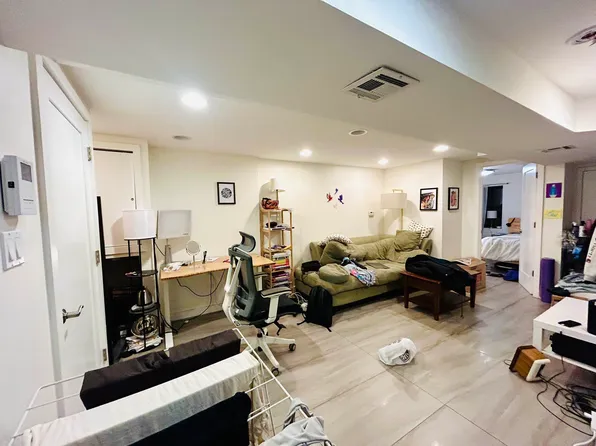 576 Marcy Avenue image 33 of 39