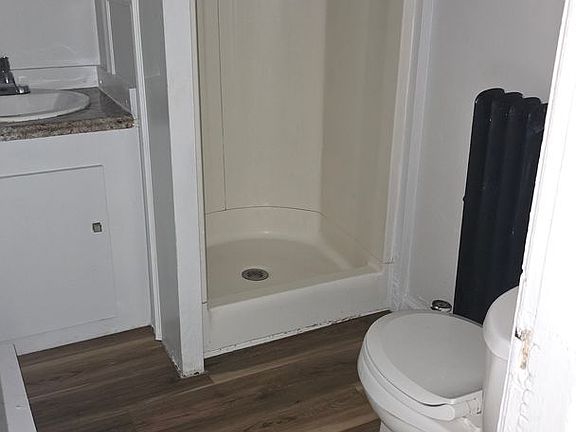 3rd image of 848 Union St #58069E09C