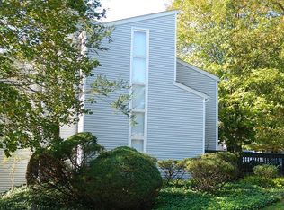 1 Pheasant Run, Cromwell, CT 06416