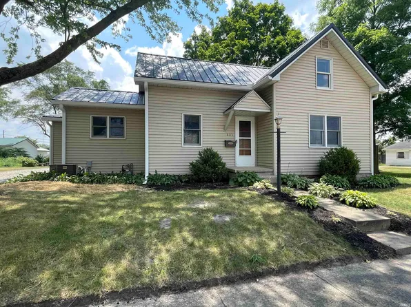 805 W 3rd St, North Manchester, IN 46962