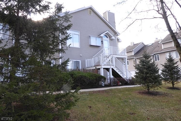 1st image of 96 Birchwood Rd