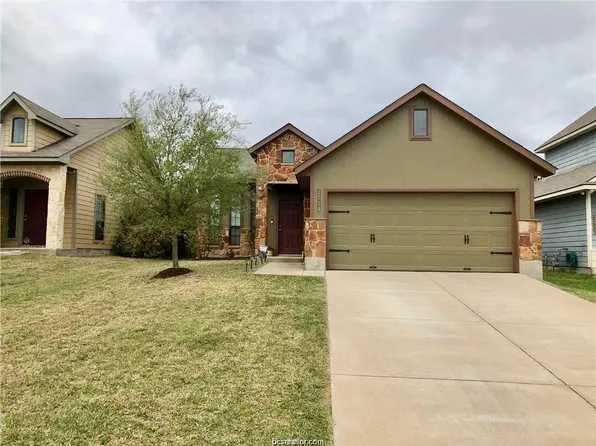 2714 Rivers End Dr, College Station, TX 77845