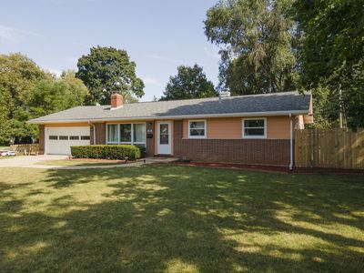 321 Harold St, Crystal Lake, IL, 60014