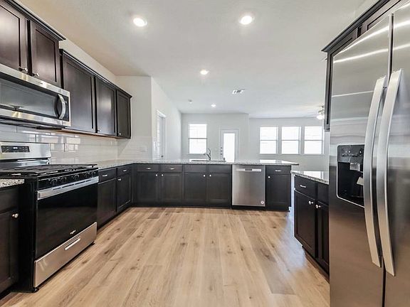 2nd image of 7320 Alfriston Pl