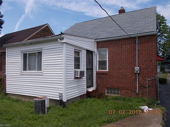 4th image of 15802 Talford Ave