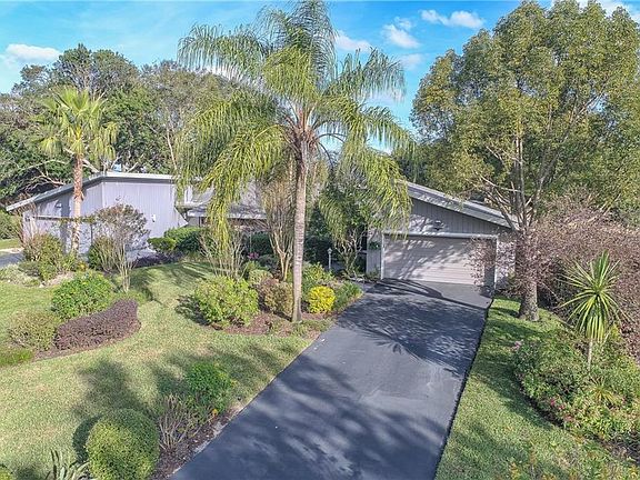 2nd image of 114 Canterbury Dr