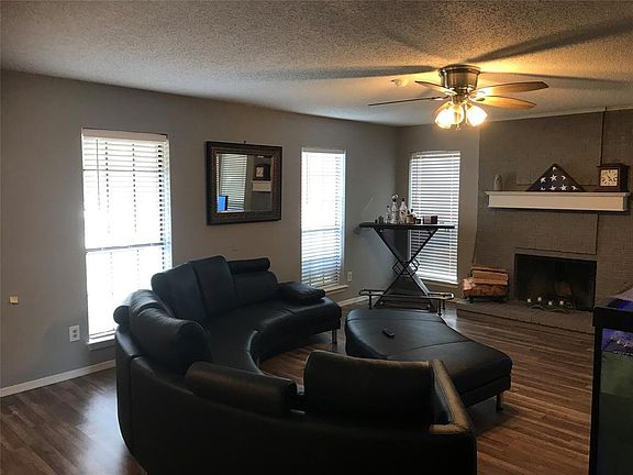 4th image of 1111 Willow Run Dr