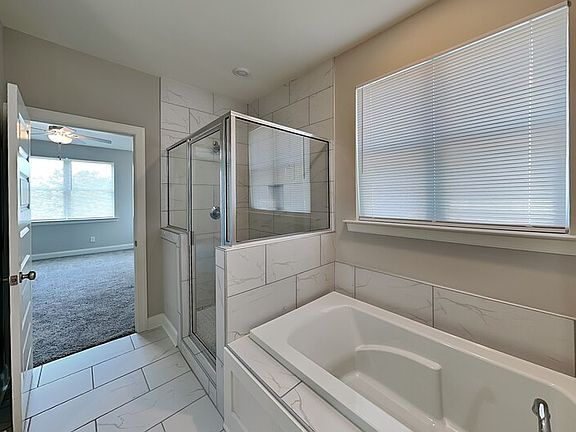 2nd image of 1121 Camellia Ridge Dr