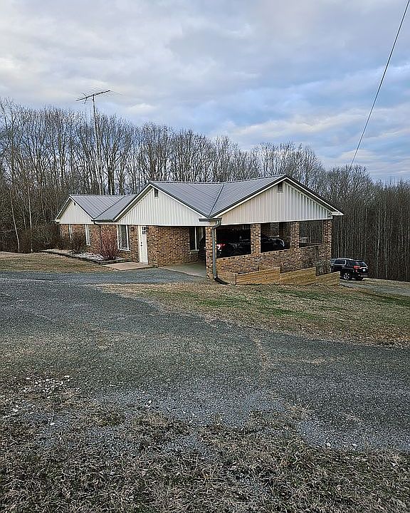 2nd image of 965 Sugar Grove Rd