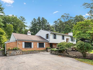 864 Washington St, South Easton, MA 02375 | Zillow