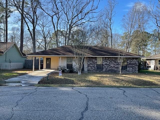1st image of 29821 Magnolia Dr