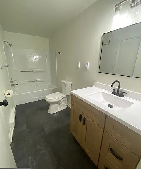 3946 Lanark Rd #1 — Photo 6