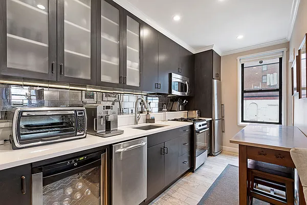 Rented by Nest Seekers International | media 10