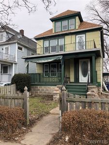2121 Niagara St, Buffalo, NY, 14207