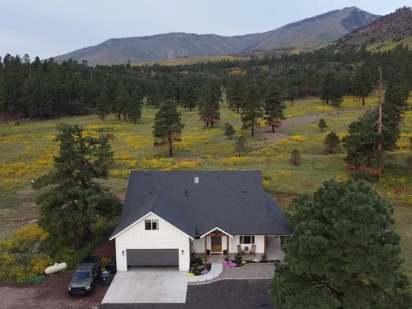 4810 Camino De Los Vientos, Flagstaff, AZ 86004