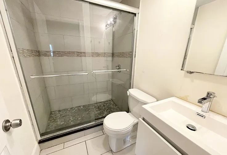 15 Sunset St #1A — Photo 6