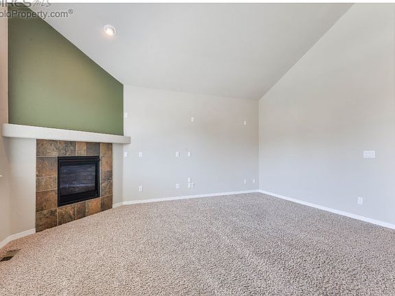 Great Room with Fireplace