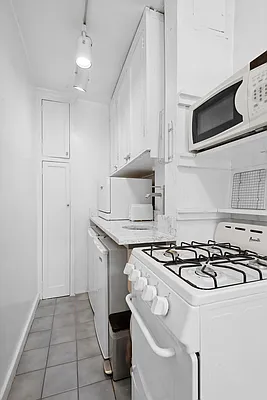 Rented by Compass | media 4