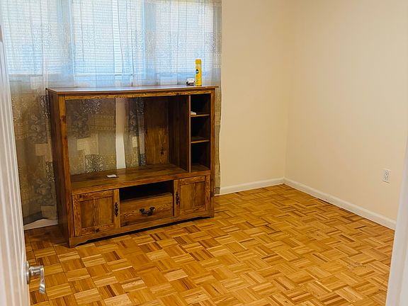 4th image of 12061 Margarita Ave #B