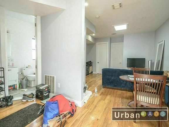 4th image of 1851 Eastern Pkwy #3D