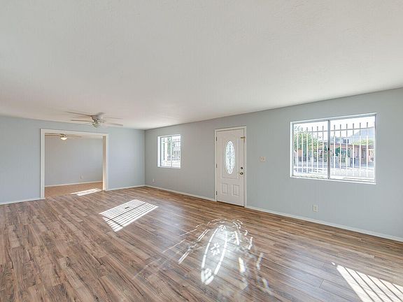 4th image of 2508 E Karen Dr