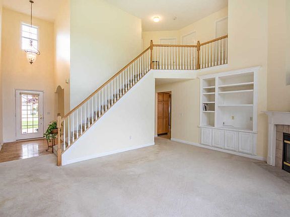 5th image of 5494 W Heathwood Dr SE