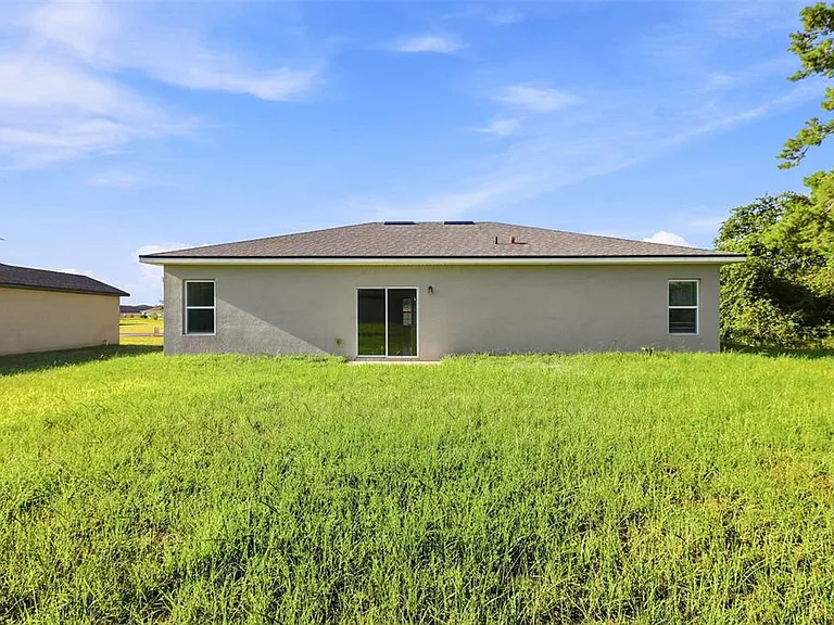 304 Begonia Ct — Photo 32