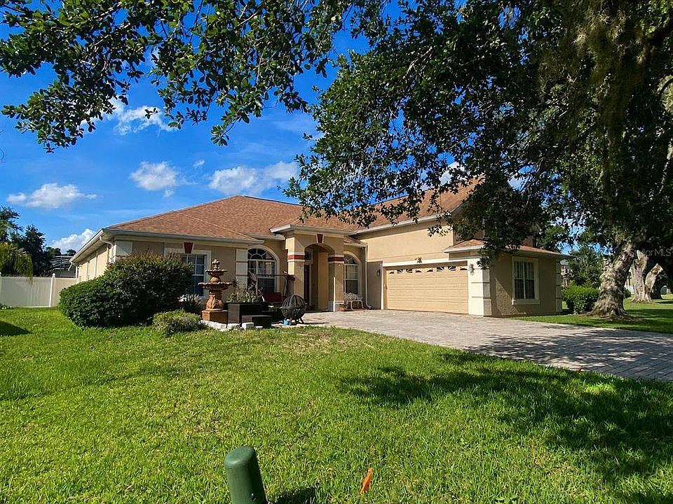 2nd image of 2901 Rambling Oaks Way