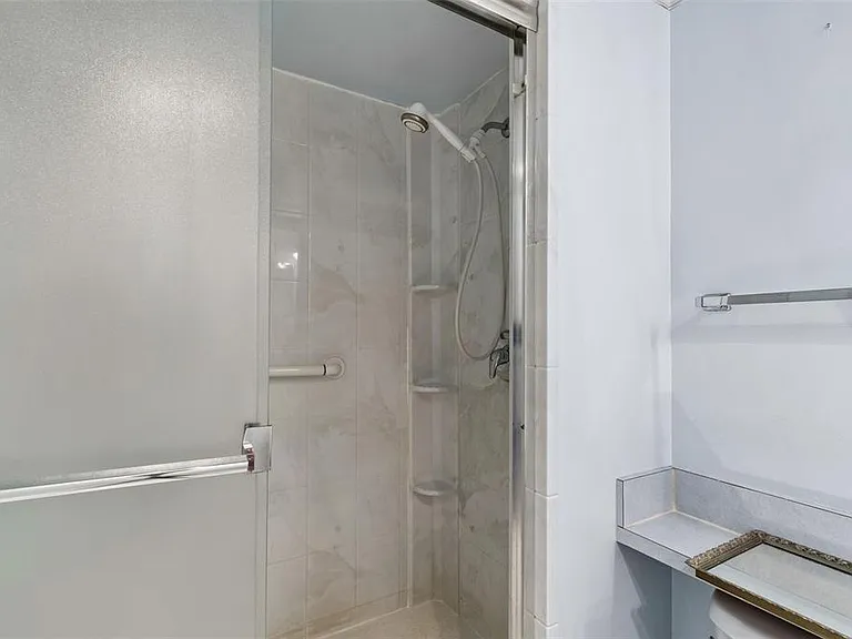 6960 20th Ave N #501 — Photo 34