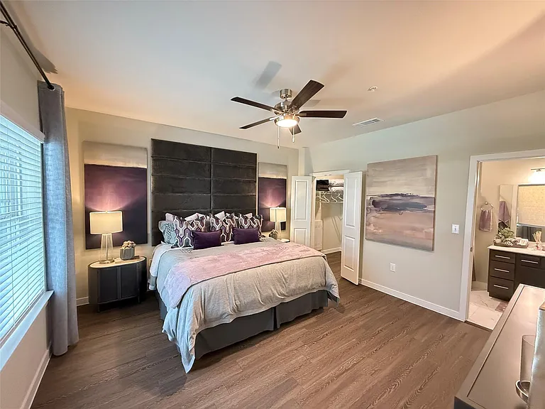 2102 Antoine Dr #A22306 — Photo 6