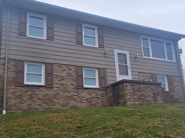 202 Hinton Ter, Charleston, WV 25301