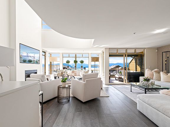 3rd image of 8674 Seascape Dr