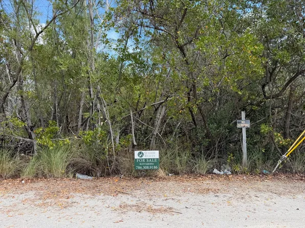 1510 Shaw Dr, Key Largo, FL 33037