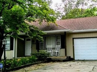 7608 Harris Ave, Raytown, MO 64138