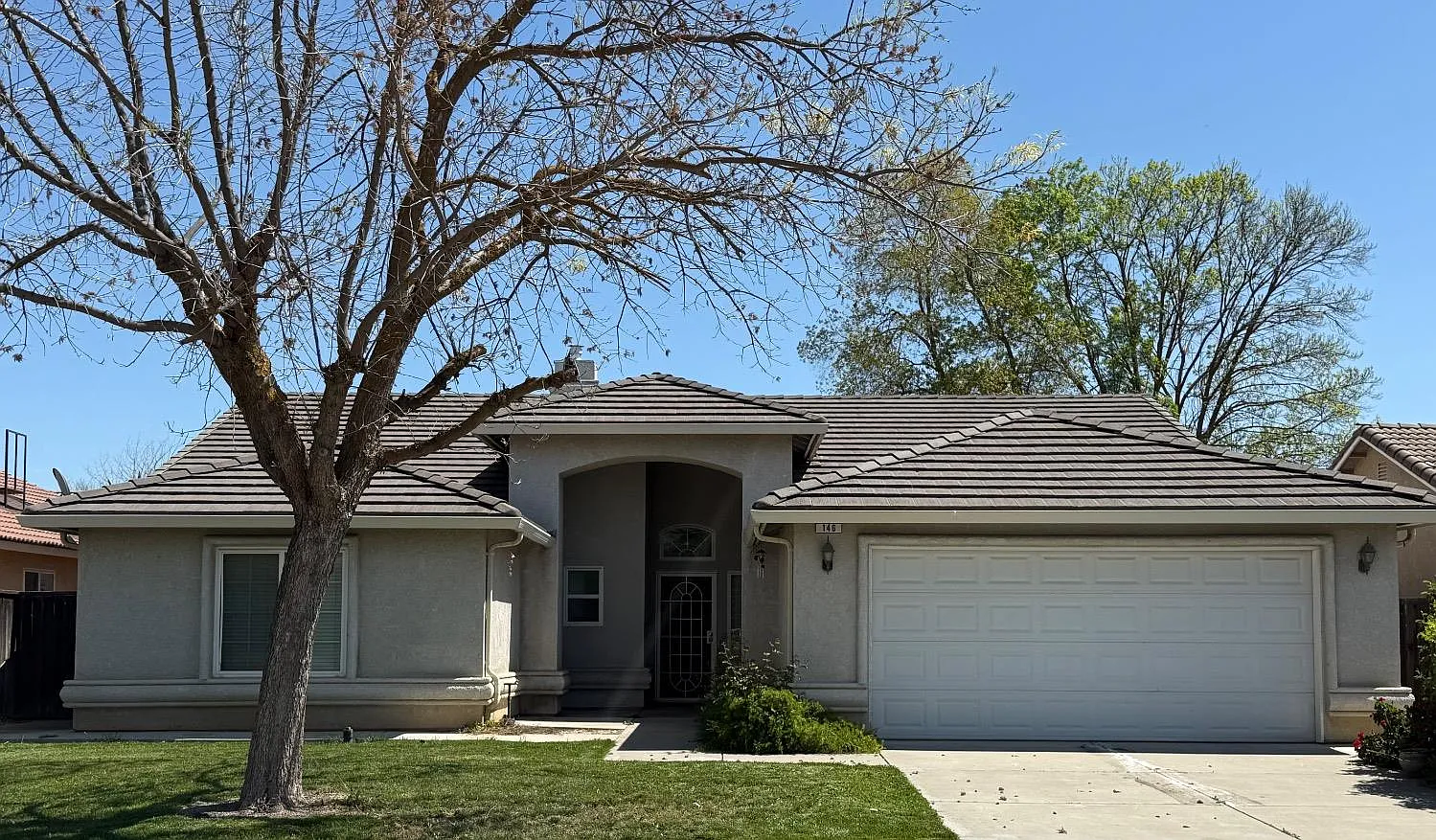 146 Phillip Way photo 1