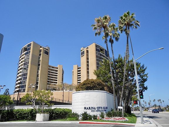 2nd image of 4316 Marina City Dr Unit 1033
