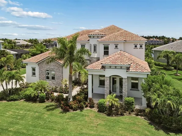 823 Manns Harbor Dr, Apollo Beach, FL 33572