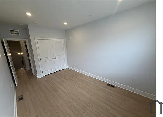 3860 Brown St #1 — Photo 7