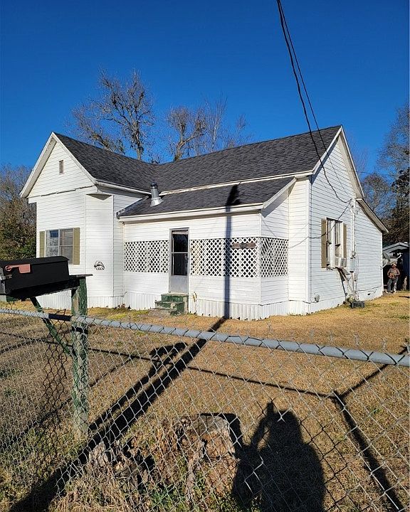 500 N Laurel St, Winnfield, LA 71483 Zillow