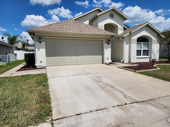 29545 Morwen Pl, Wesley Chapel, FL 33543