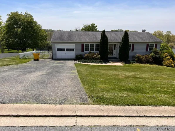 142 Jacqueline Dr, Johnstown, PA 15904