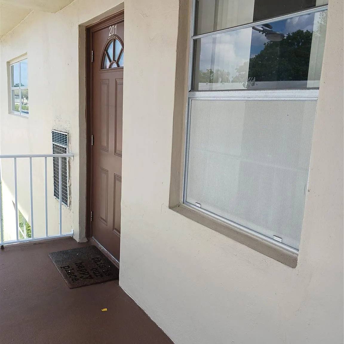 2 bed, 2.0 bath, 990 sqft, $1,400 — Photo 4