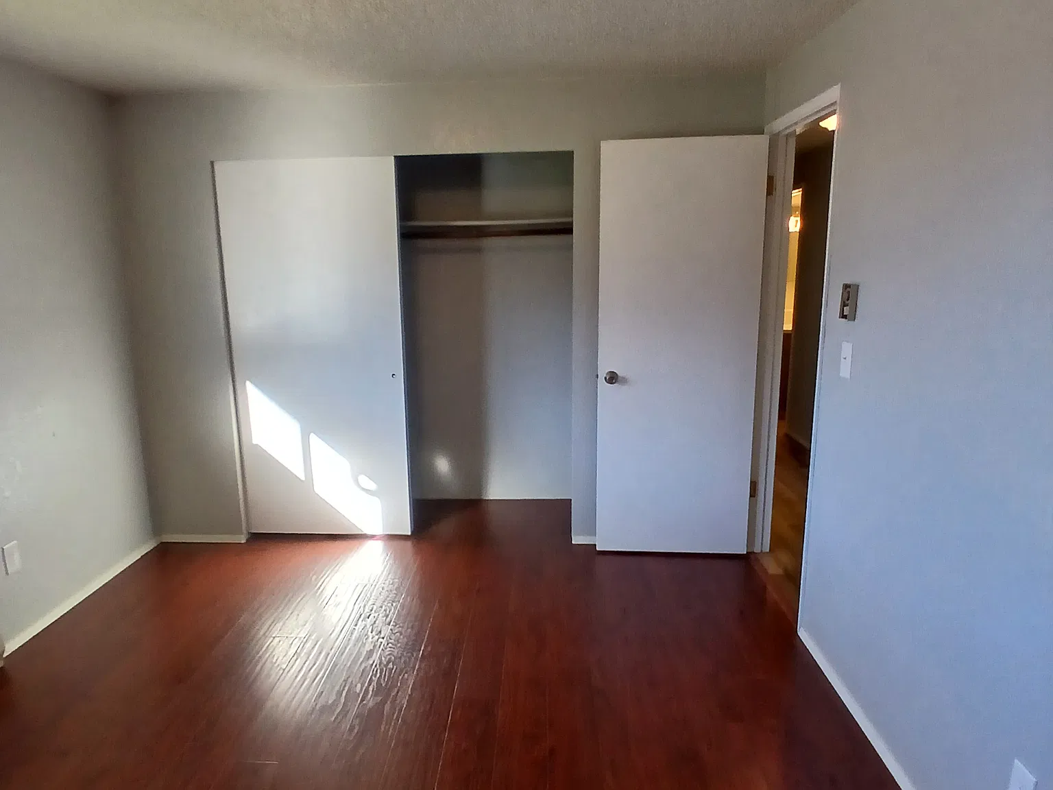 2 bed, 800 sqft, $1,700 — Photo 3