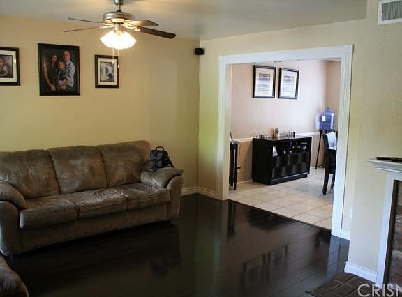 2nd image of 1937 Glenoaks Blvd Unit 149