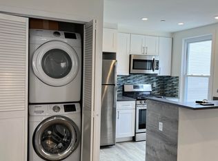349 9th St FLOOR 3, Jersey City, NJ 07302