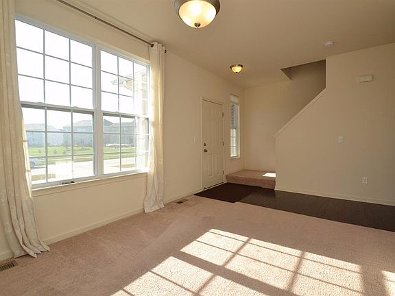 2nd image of 4477 Cherry Blossom Dr