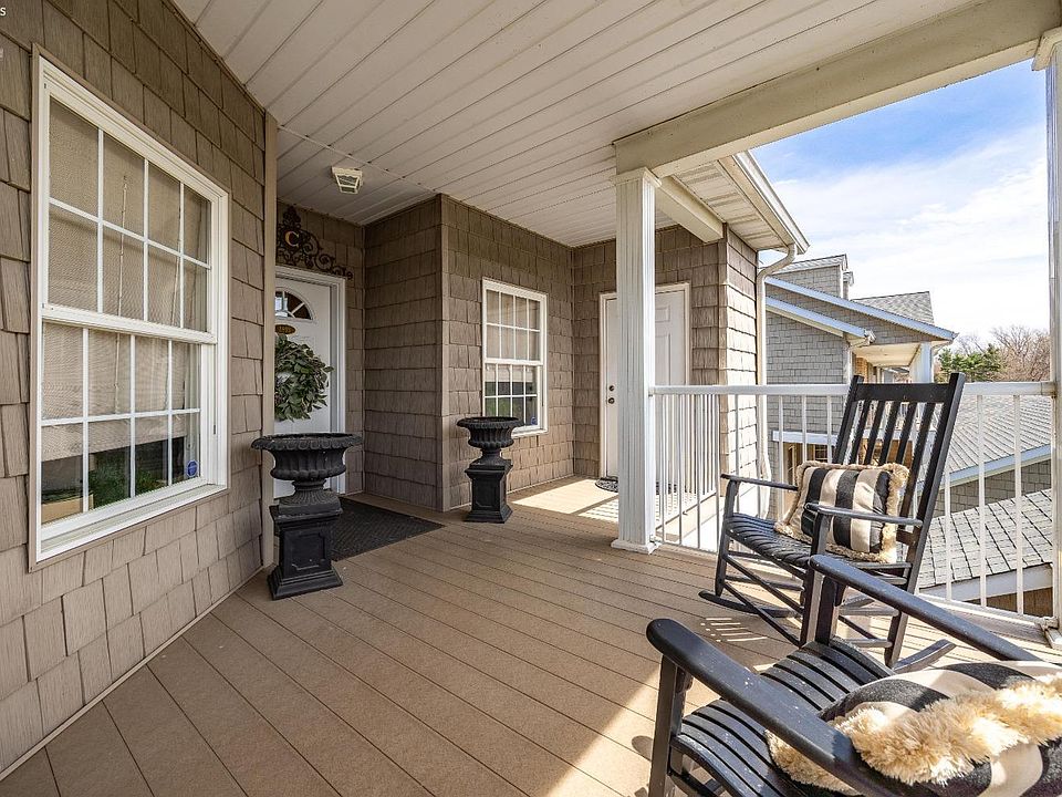 1st image of 2892 Whispering Shores Dr